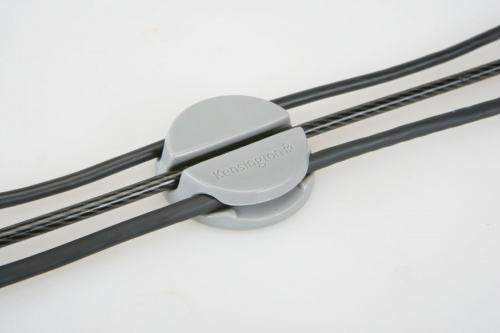картинка шайба с системой управления кабелем kensington cable management от магазина Tovar-RF.ru